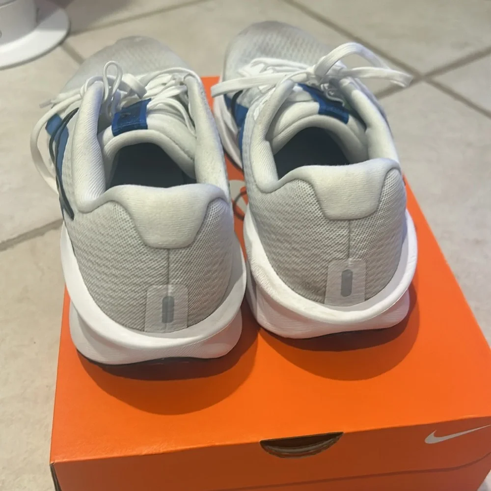 Nike Downshifter 13